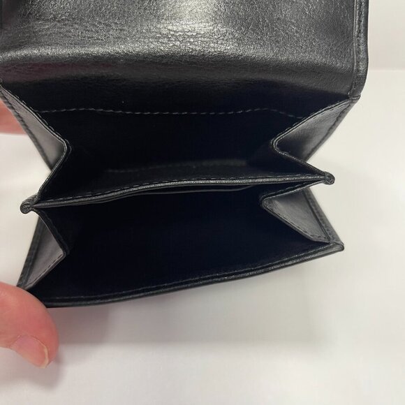 GUCCI Leather Bi-fold Compact Wallet Black - Preowned - Picture 10 of 15